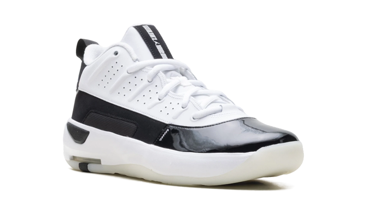 Max Aura 7 "White Summit White Black" HQ2091 100