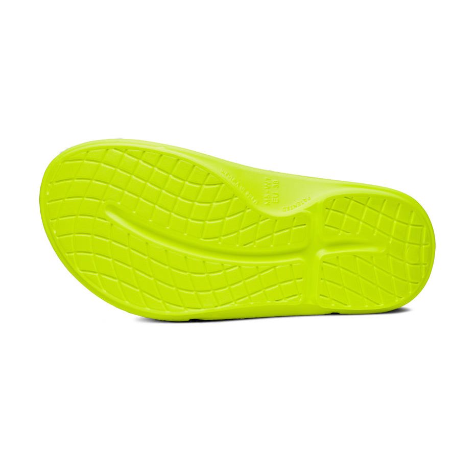 Unisex Ooahh Sports Flex Sandals in Electro