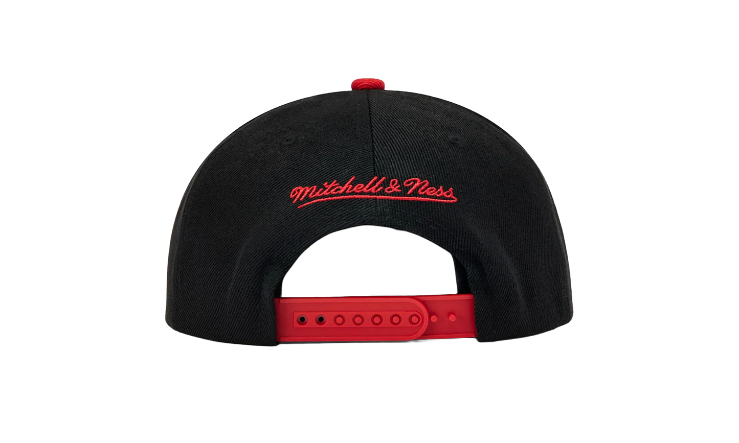 NBA Rise Up Snapback Cap "Chicago Bulls - Black" HS8507 CBUBLCK