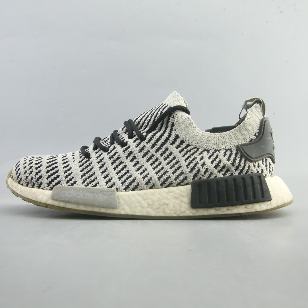 NMD R1 STLK