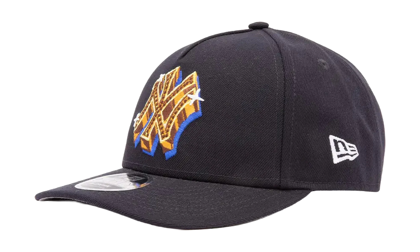 9FORTY New York Yankees M-Crown A-Frame Snapback "MLB Emblem" 60711792