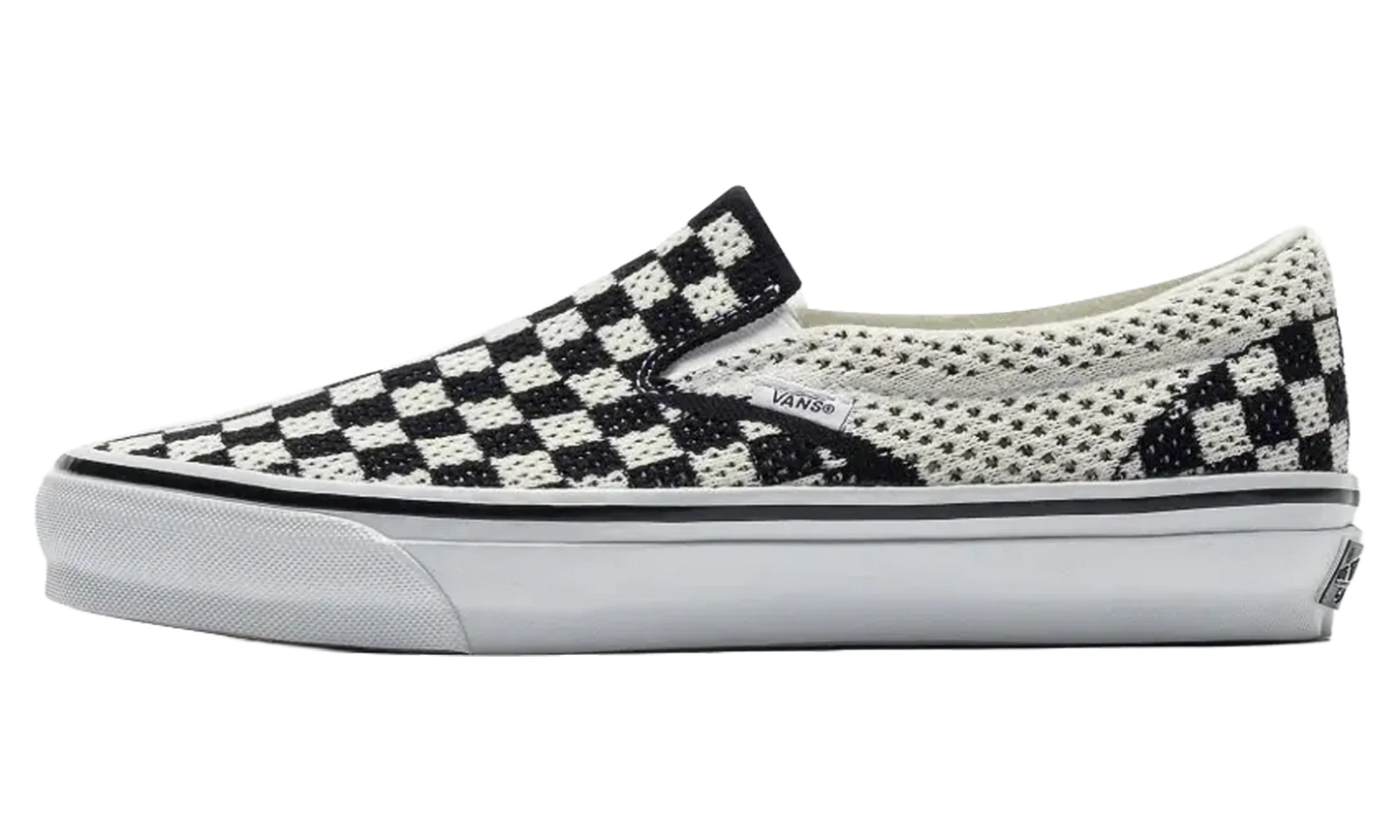 LX Classic Slip-On 98 "EK Checkerboard Black Marshmallow" VN000EG11KP