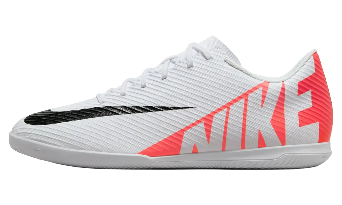 Mercurial Vapor 15 Club "Bright Crimson / Black / White" DJ5969 600