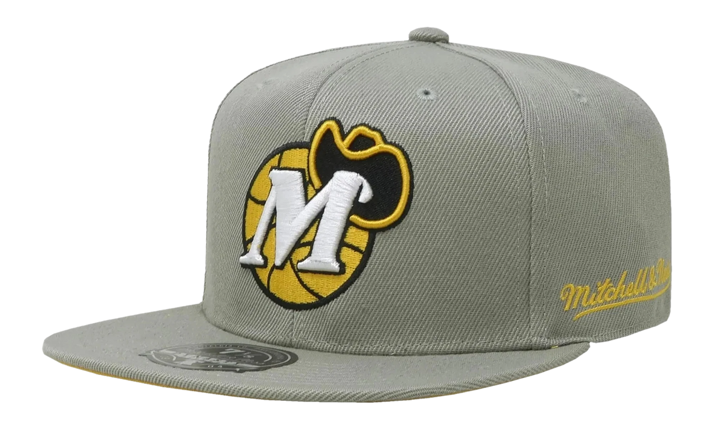 NBA Hardwood Classics Fitted Cap "Dallas Mavericks - Sunny Gray" 6HSFDX21134 DMAGREY