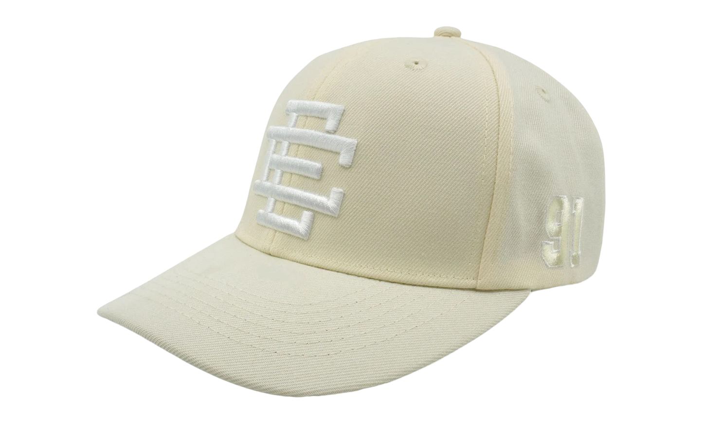 6 PANEL STRUCTURED SNAPBACK "Cream/White" EE440