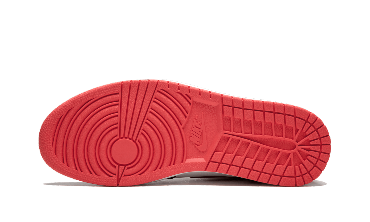 1 Retro High OG "Track Red" 555088 112
