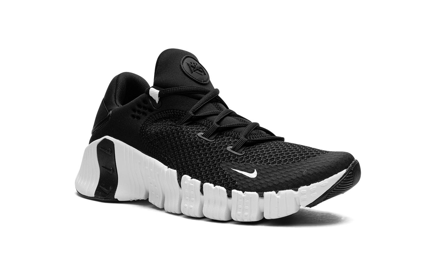 FREE METCON 4 WMNS"Black-White Metcon 4" CZ0596 010