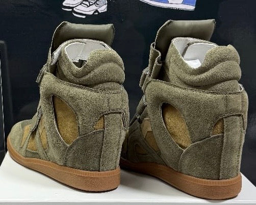 Bekett Olive Green