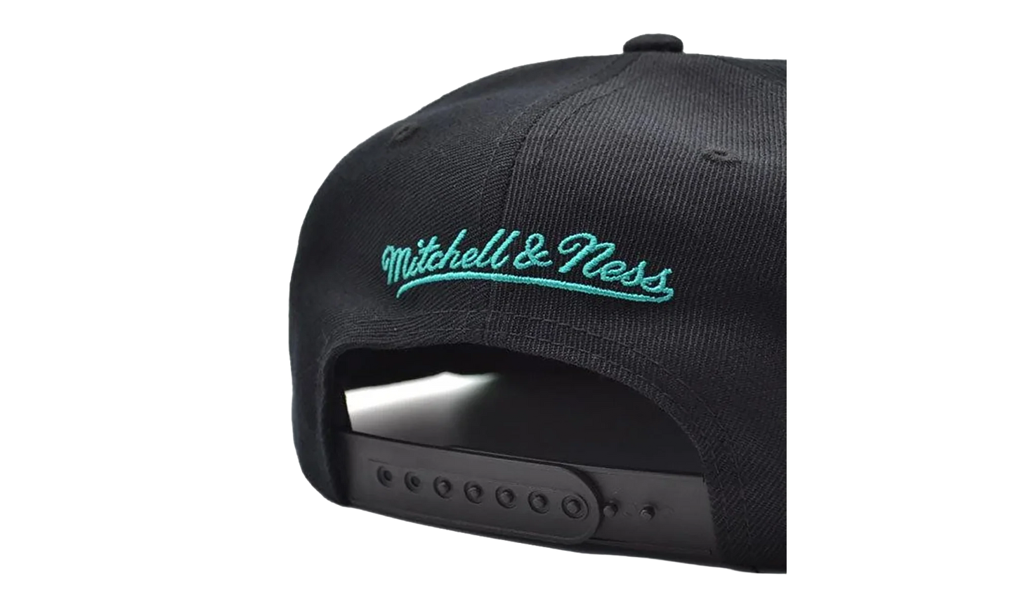 NBA Hardwood Classics Script 2.0 Snapback Cap "Vancouver Grizzlies - Black" HHSS3282 VGRYYPPPBLCK
