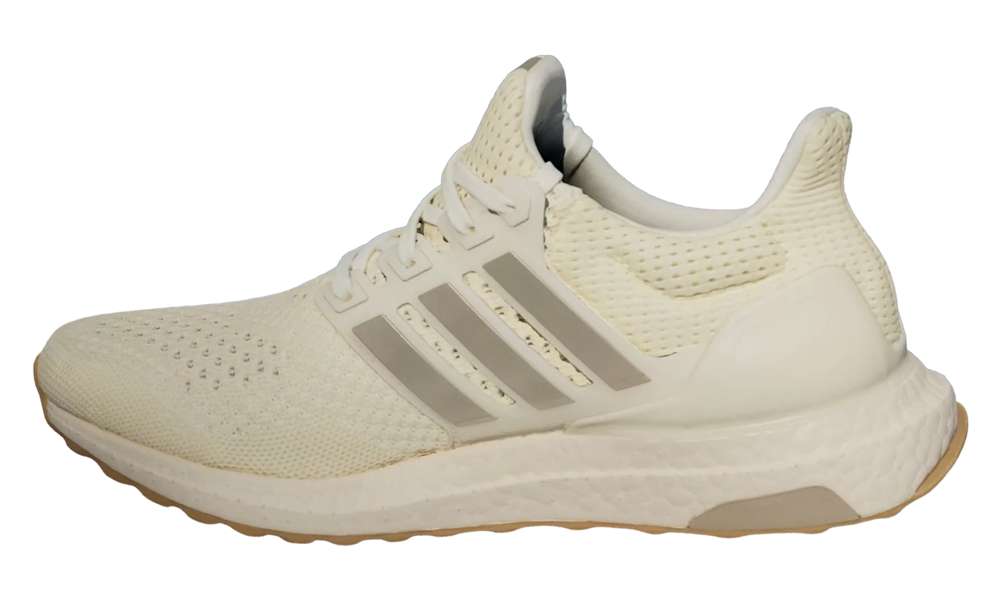 UltraBoost 1.0 WMNS "Warm Vanilla Cyber Metallic" JS1265
