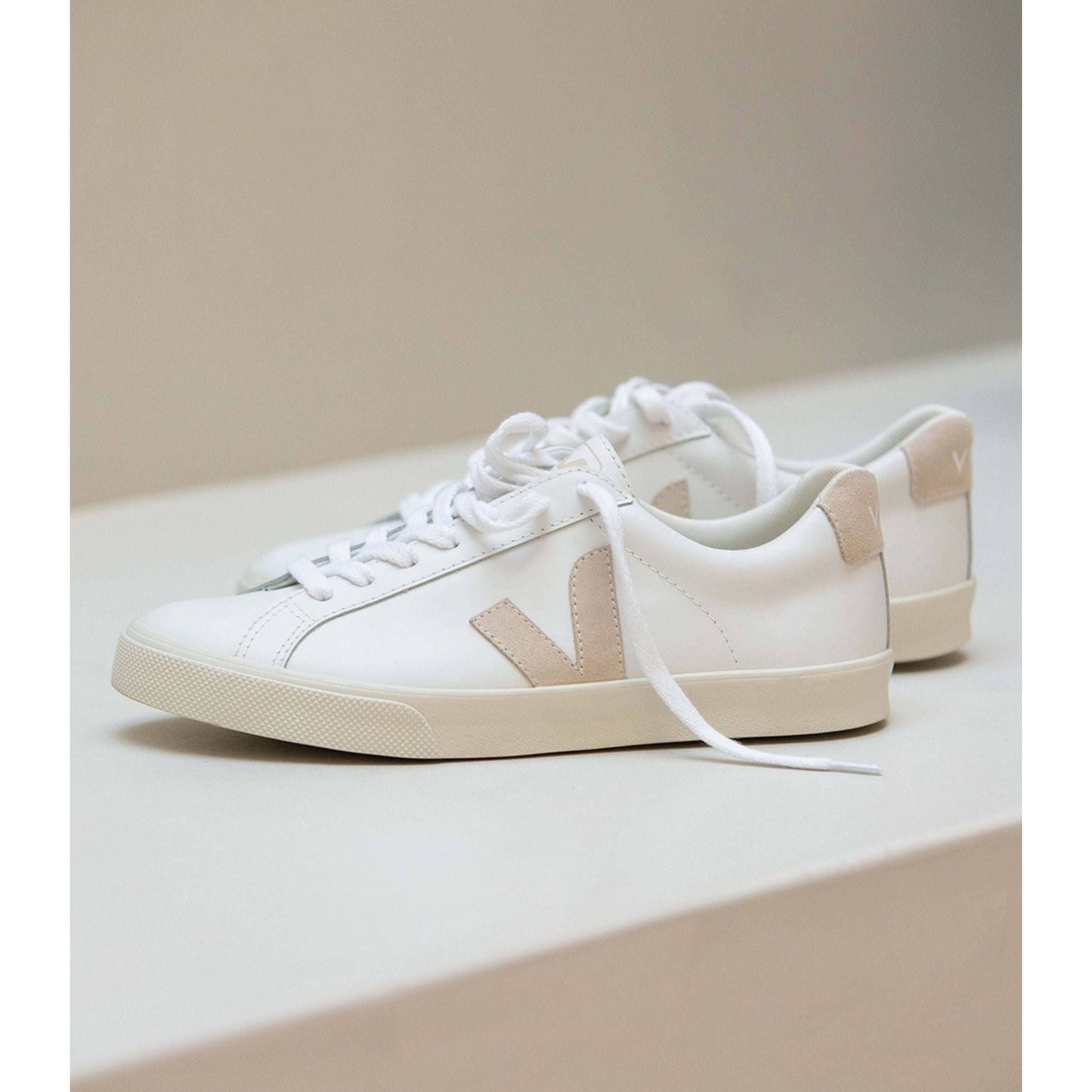 Women's Esplar Leather Sneaker in White Sable