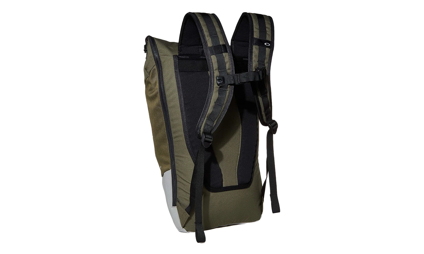 Latch Backpack "Dark Brush" 921158 86V
