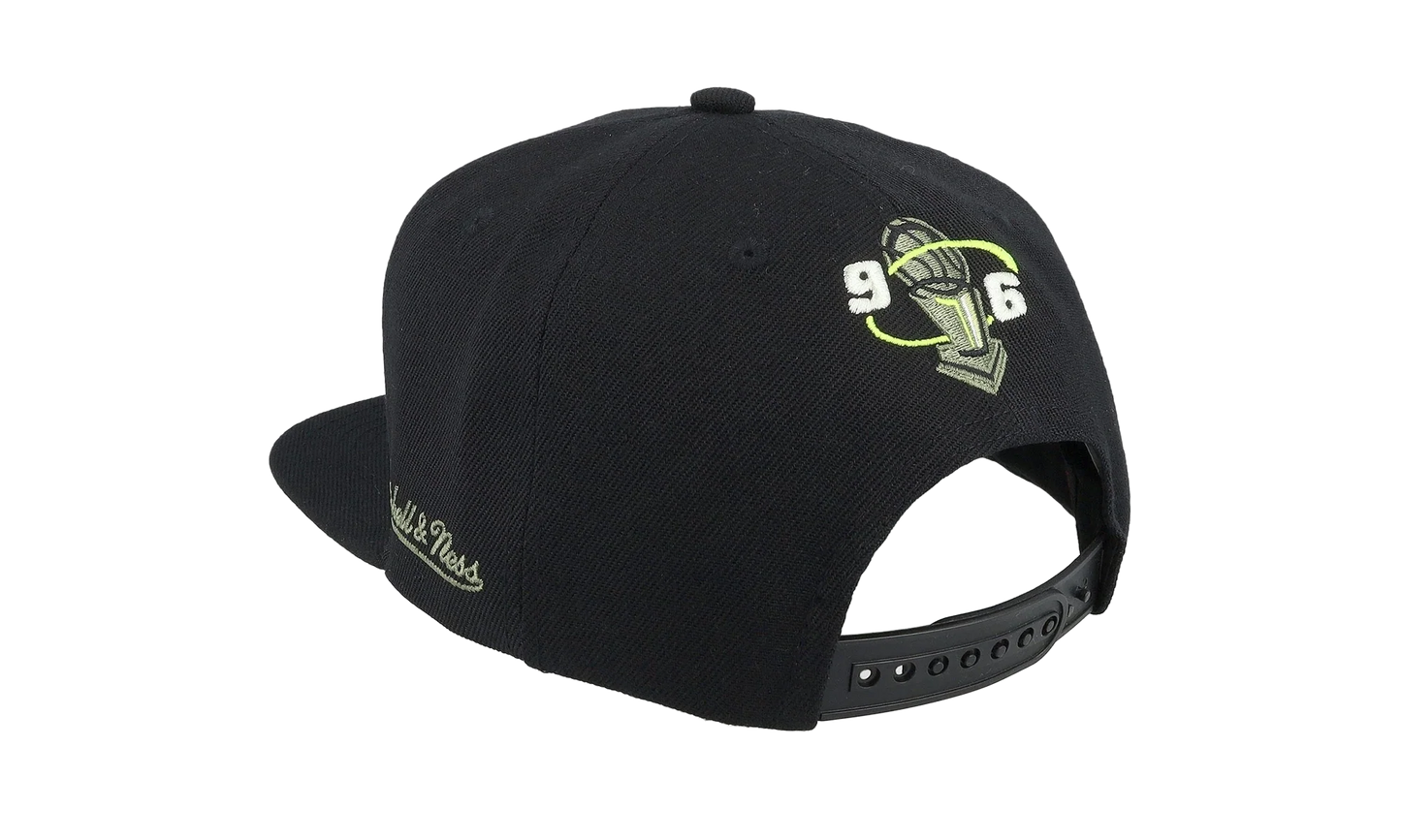 NBA Hardwood Classics 96 Champ Flipside Snapback Cap "Chicago Bulls - Black" HS8039 CBUBLCK