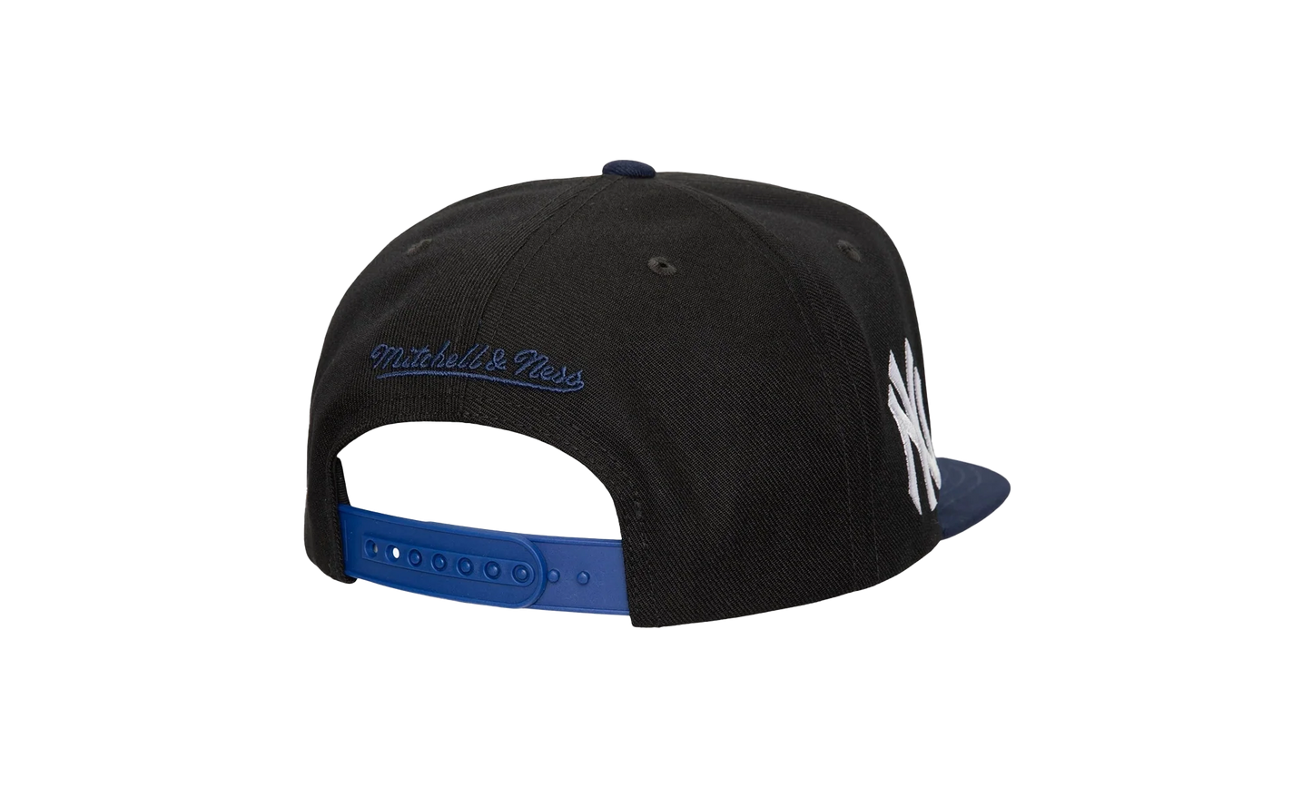 MLB Big Mouth Snapback Cap "New York Yankees - Black" HHSS7563 NYYYYPPPBLCK