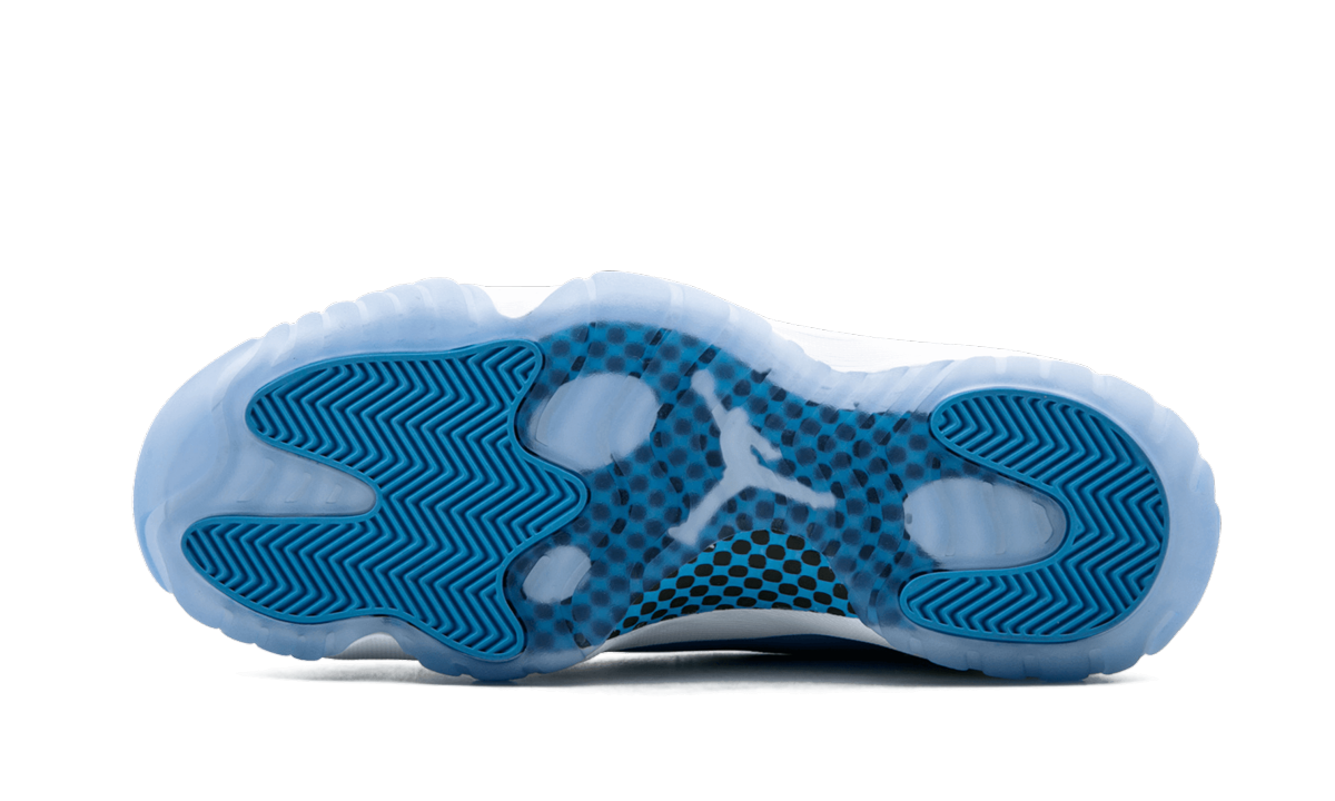 11 Retro Low "UNC" 528895 106
