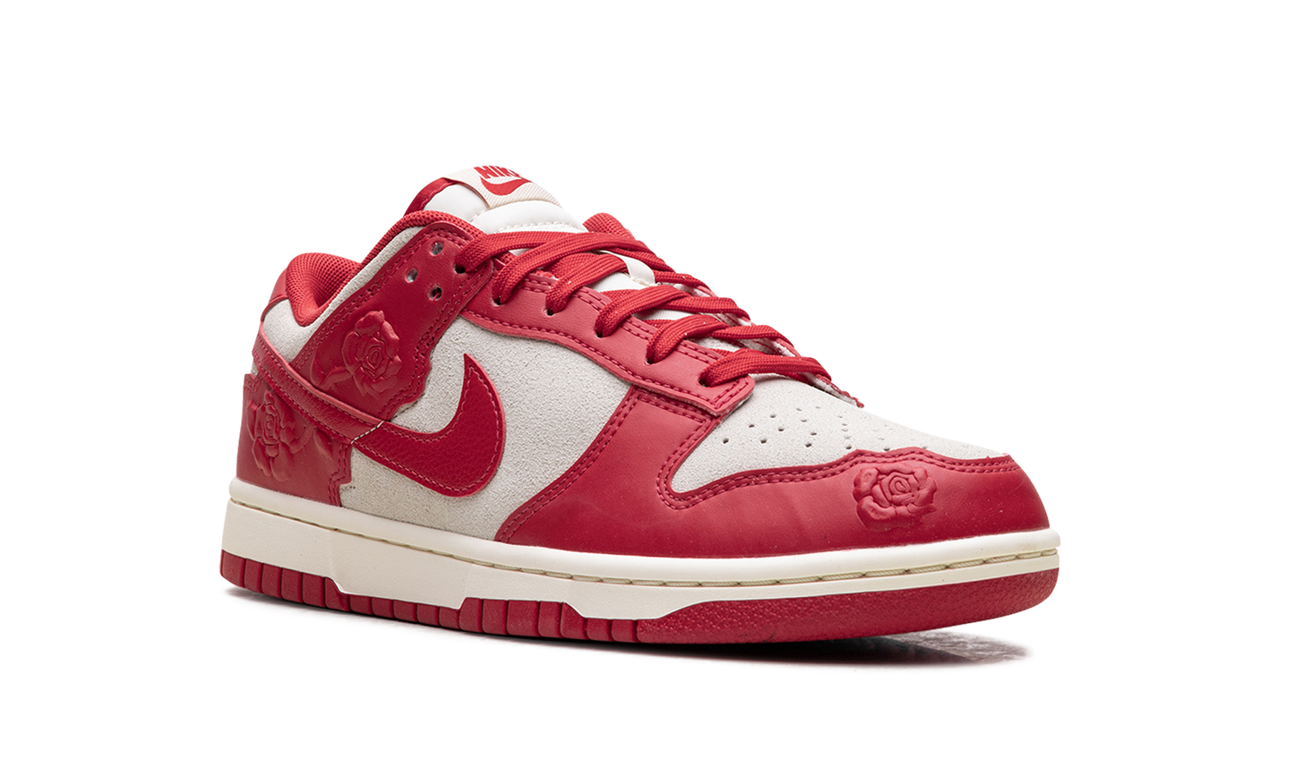 Dunk Low WMNS"Red Roses" HF1986 100