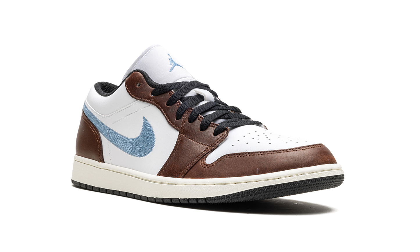 1 Low SE "Embroidered Swoosh - Mocha" FQ7832 142