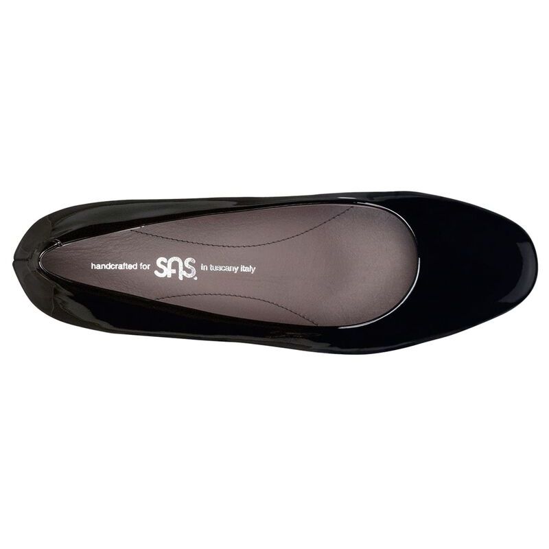 Women's Elaine Kitten Heel in Black Patent