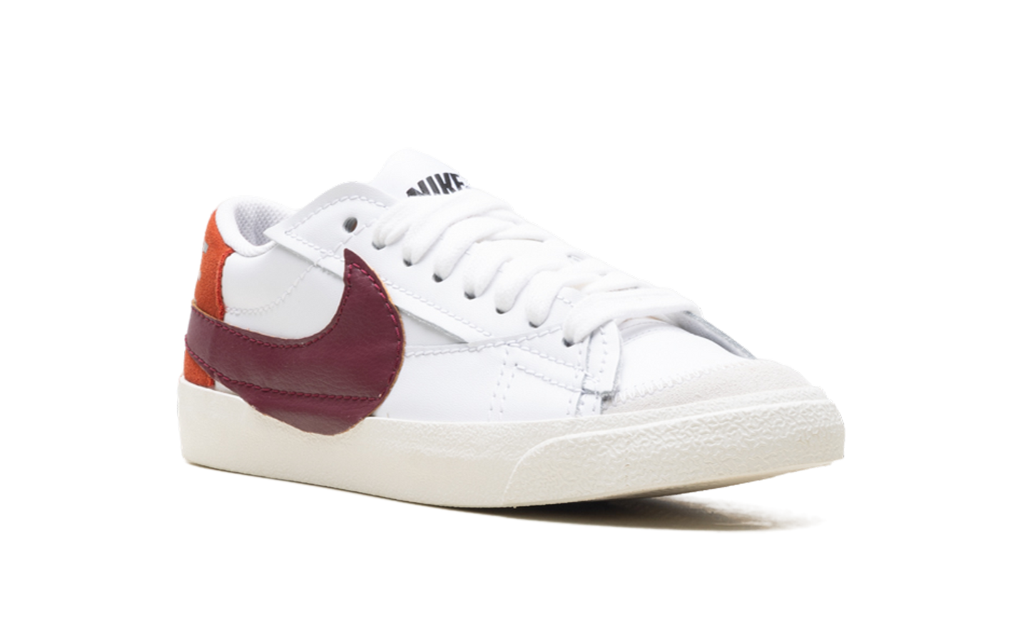 BLAZER LOW 77 JUMBO WMNS"DARK BEETROOT CINNABAR" DQ1470 104