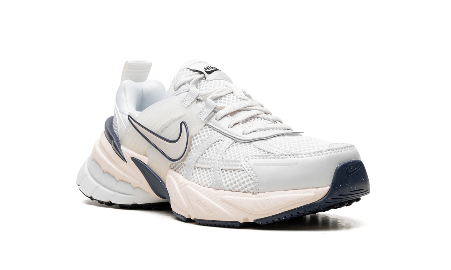 V2K Run WMNS"White" FD0736-004