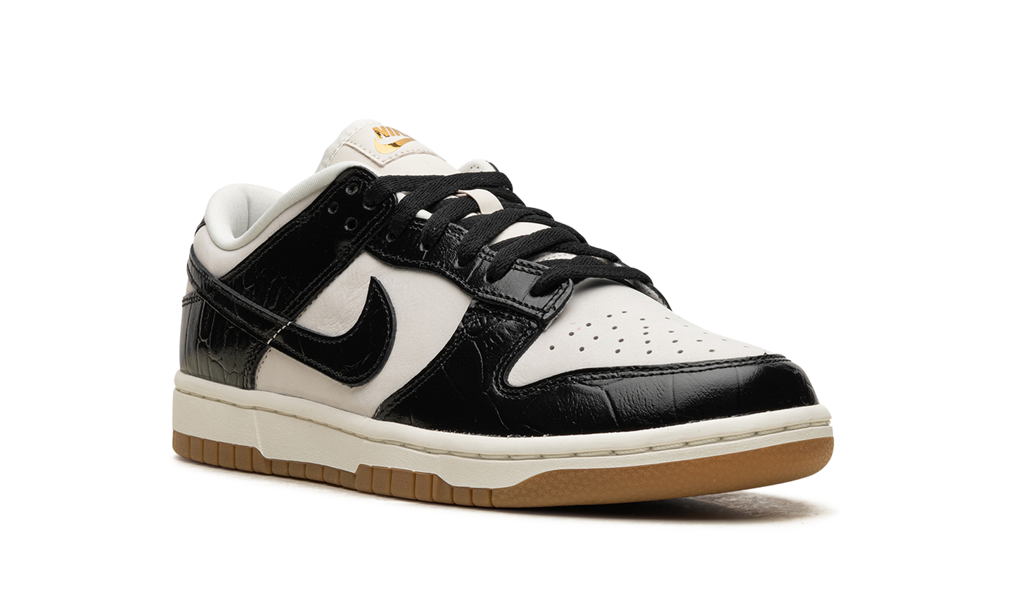 Wmns Dunk Low LX"Black Croc" FJ2260 003