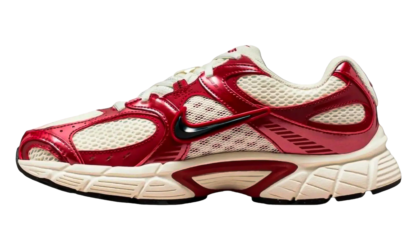 V5 RNR WMNS "Soft Pearl / Team Crimson" HQ7901 005