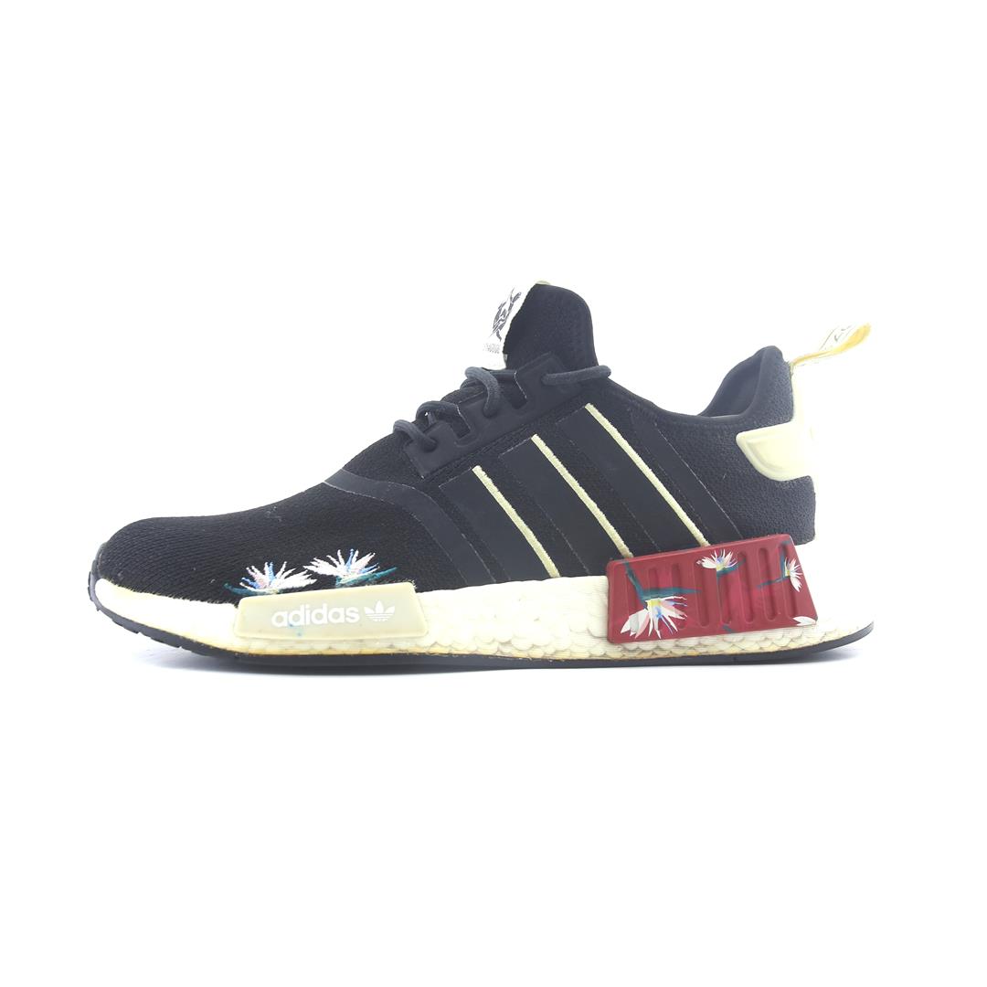 NMD R1 THEBE MAGUGU