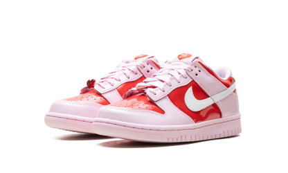 Dunk Low GS "Valentine's Day (2026)" IQ0218 663