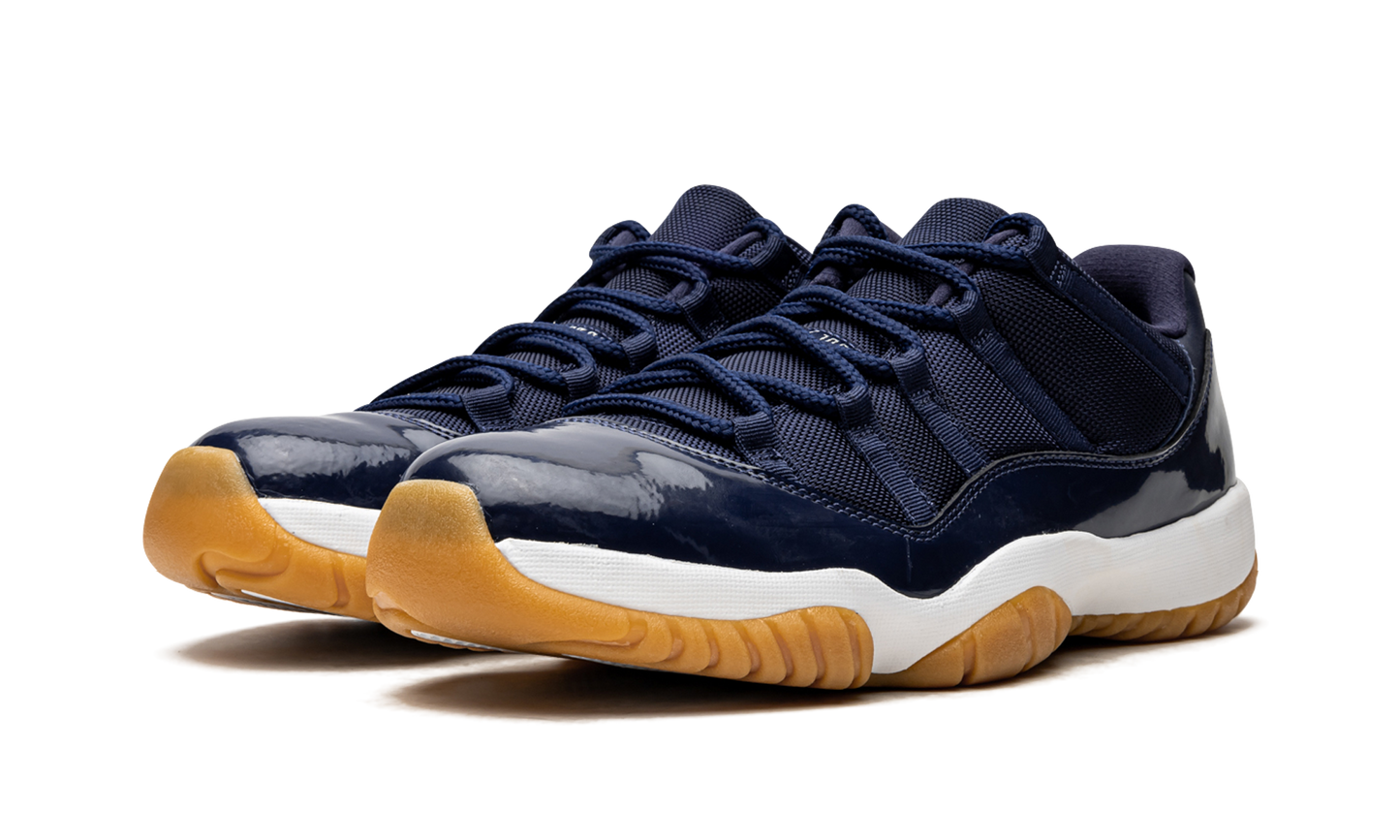 11 Retro Low "Navy/Gum" 528895 405