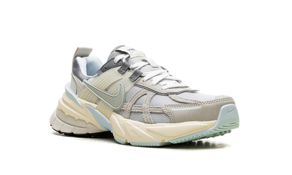 V2K Run WMNS"METALLIC PLATINUM" FZ3596 072