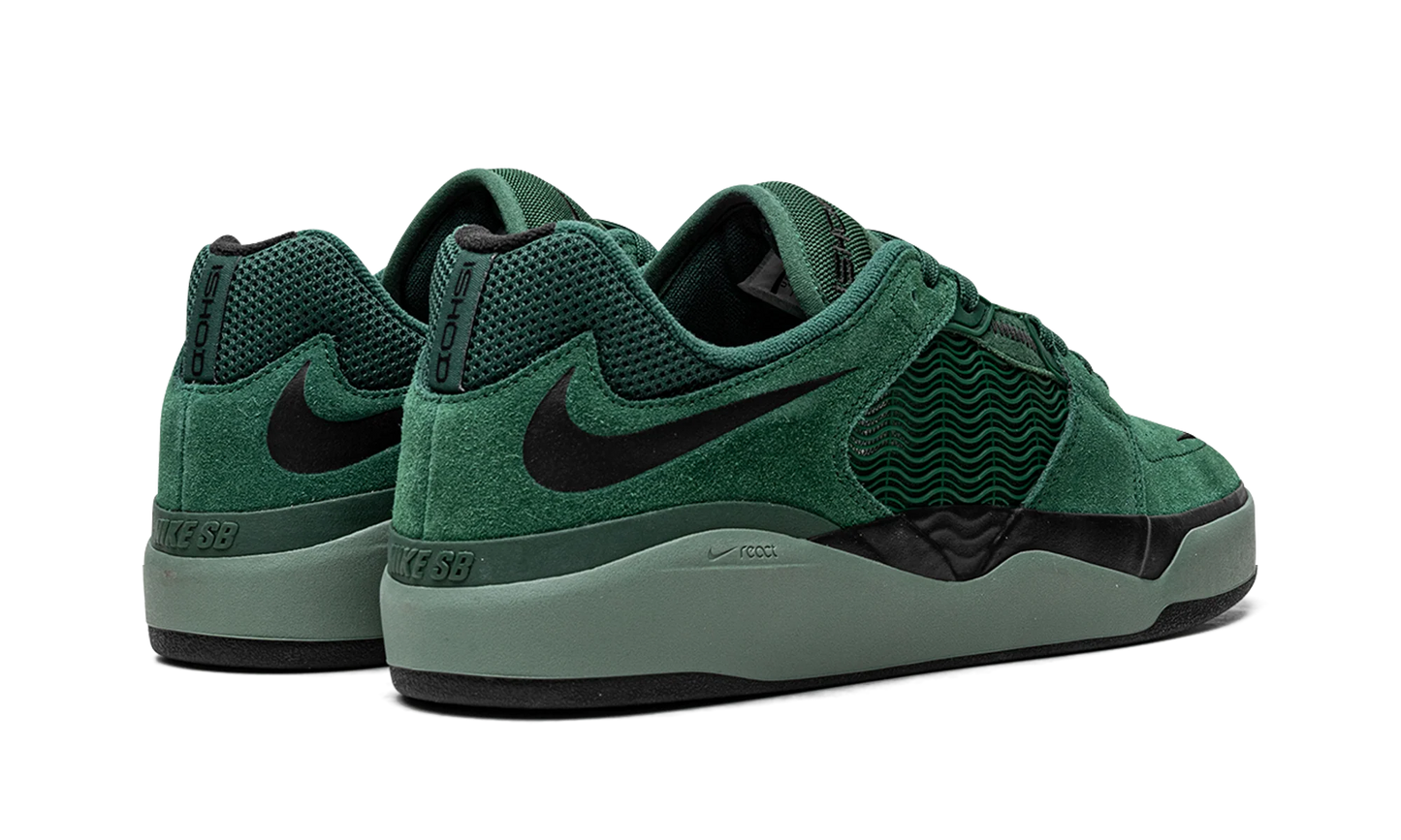 SB Ishod DC7232 301