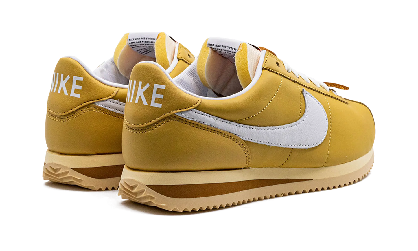 Cortez 23 SE "23 Wheat Gold" FD0400 725