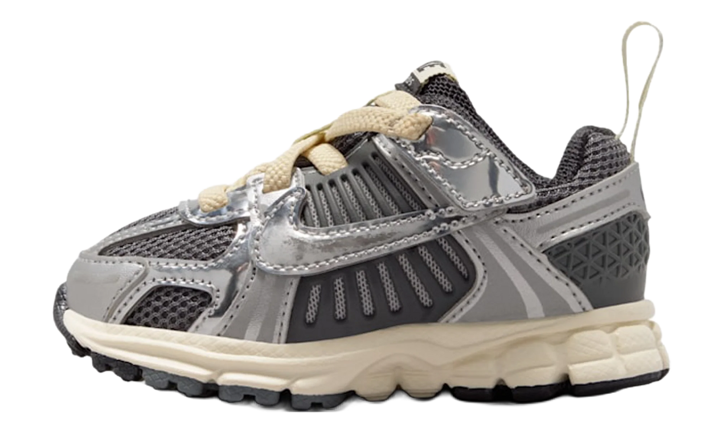 Vomero 5 TD "Iron Grey Coconut Milk Chrome" IM9466 002