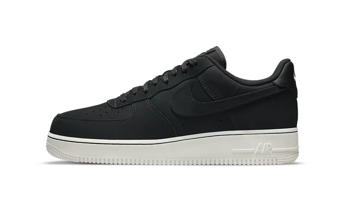 Air Force 1 Low LX "Off-Noir" DQ8571 001