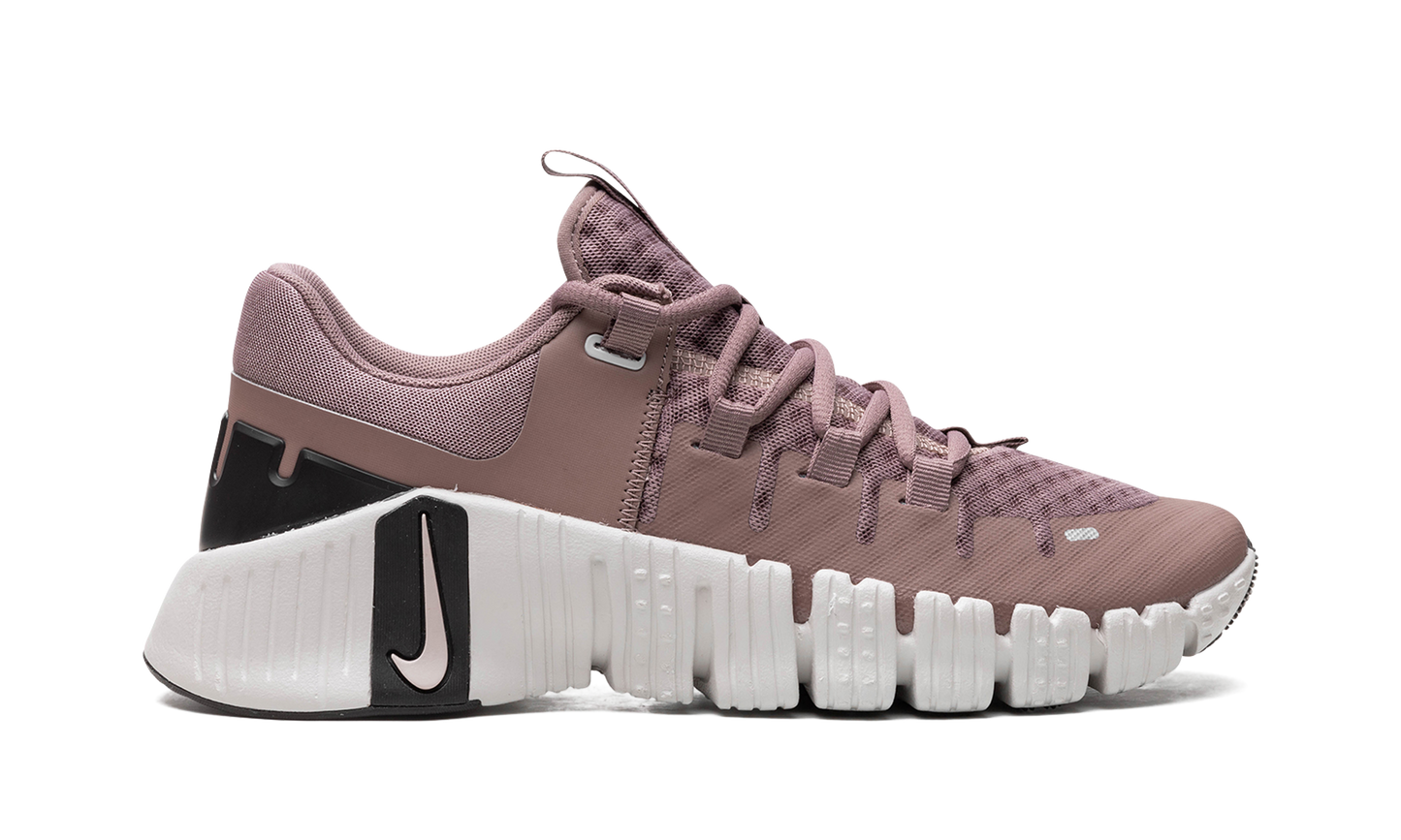 Free Metcon 5 WMNS"Smokey Muave" DV3950 201