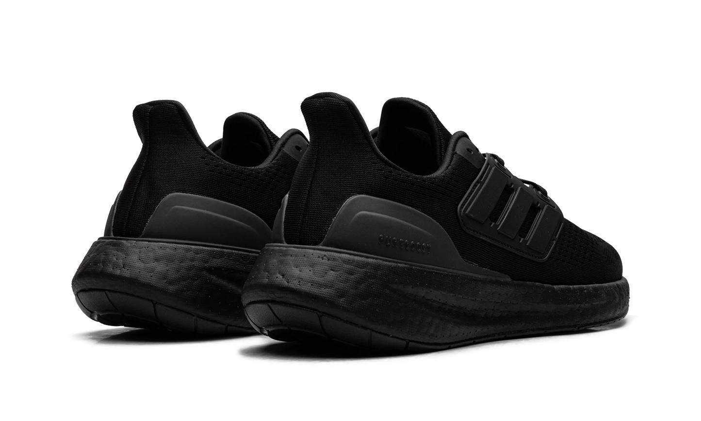 Pureboost 23 "Core Black" IF2375