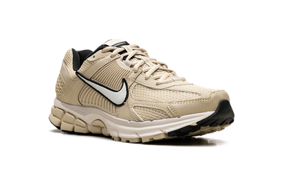 Air Zoom Vomero 5 WMNS"Team Gold" FJ2028 700