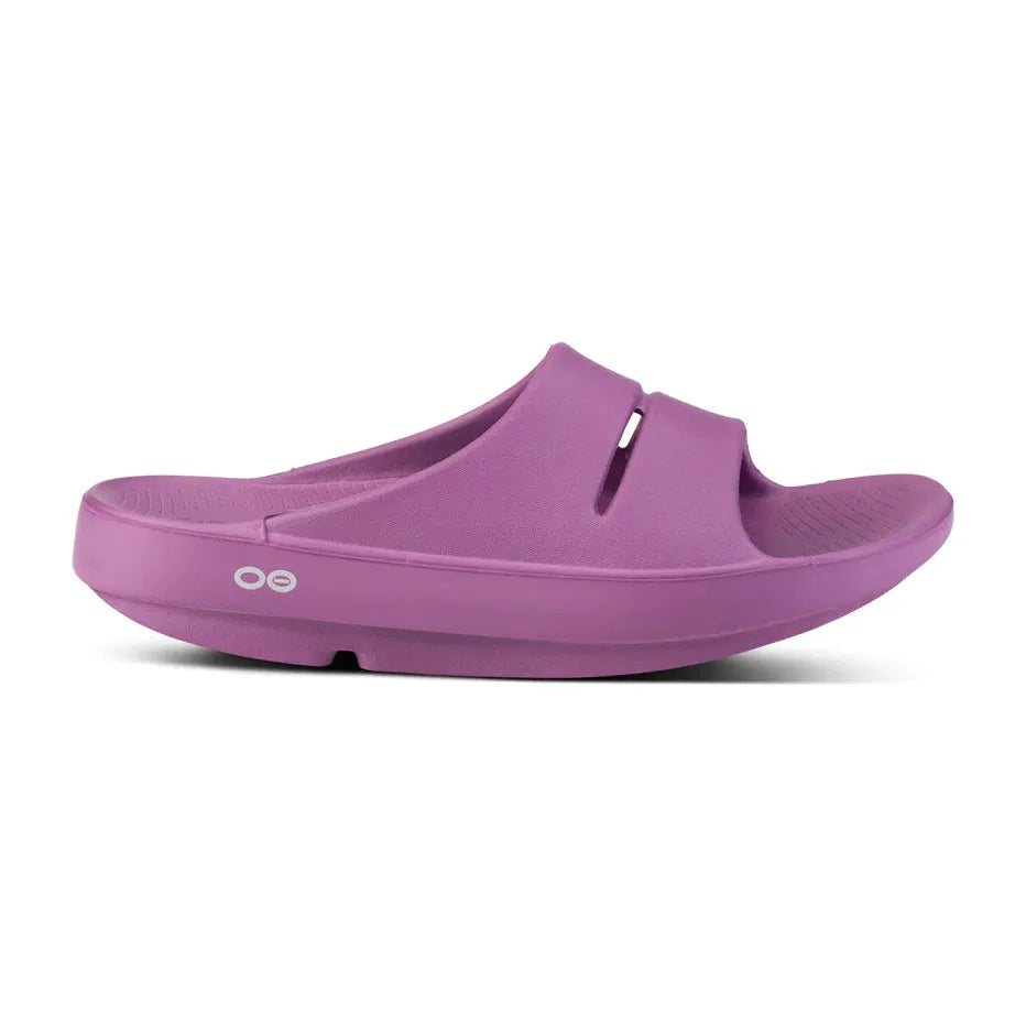 Unisex OOahh Slide Sandal in Plum