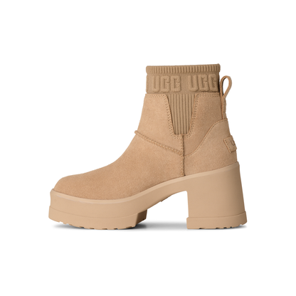 Women's Moxy Chelsea in Sand