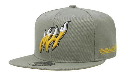 NBA Hardwood Classics Fitted Cap "Miami Heat - Sunny Gray" 6HSFDX21134 MHEGREY