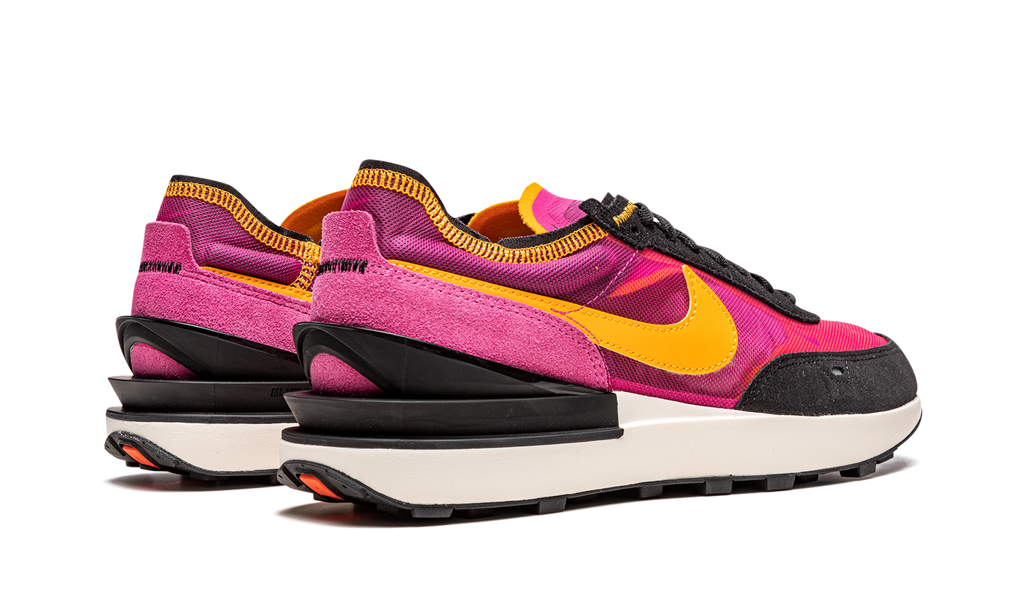 WAFFLE ONE WMNS"Active Fuchsia" DC2533 600