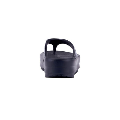 Women's OOmega OOlala Thong Sandal in Black
