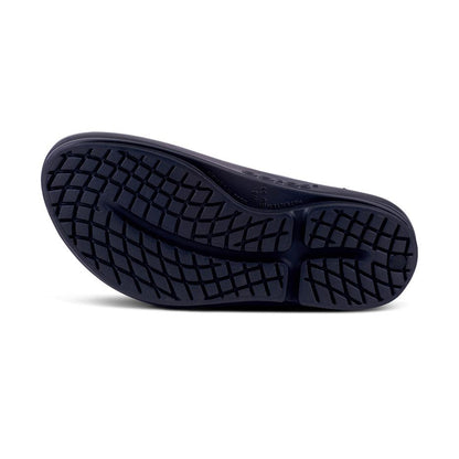 Women's OOmega OOlala Thong Sandal in Black