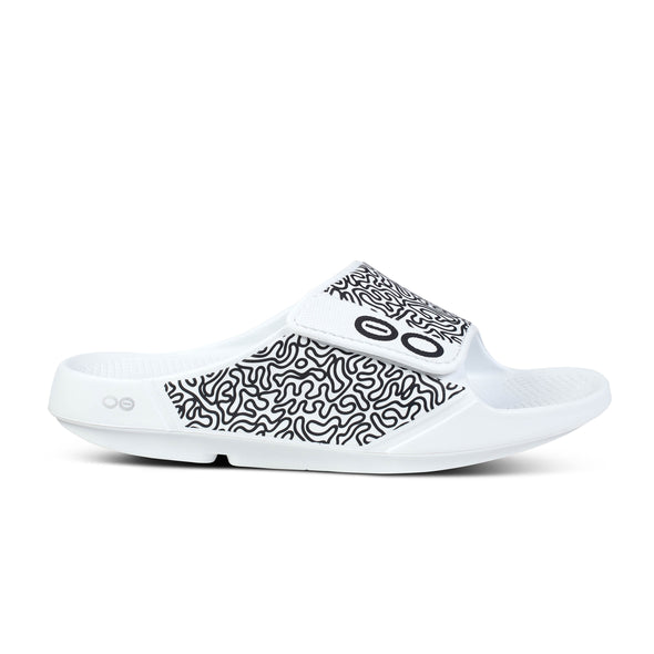 Unisex Ooahh Sports Flex Sandals in White Labyrinth
