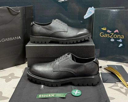 Brushed Calfskin Derby Shoes – Black