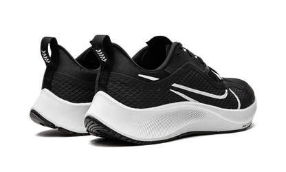Nke Air Zoom Pegasus 37 Shield "Black/White" CQ7935 002