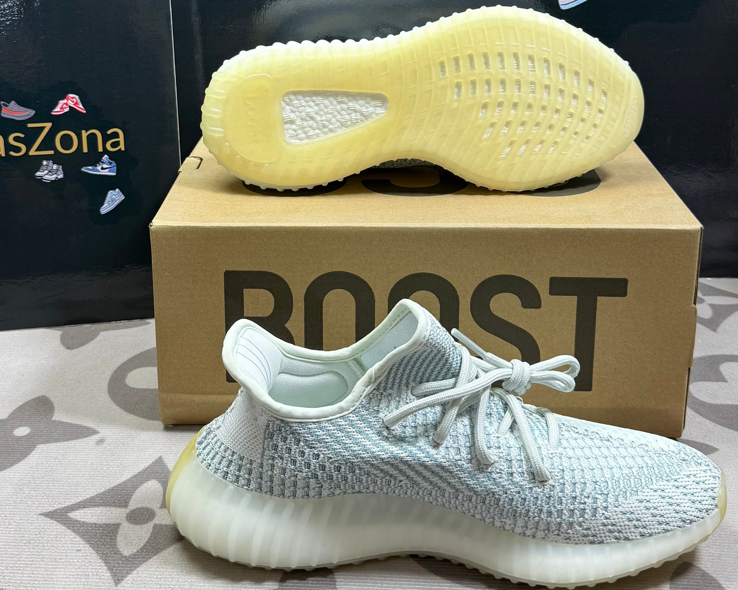 Boost 350 V2 Cloud White (Reflective)