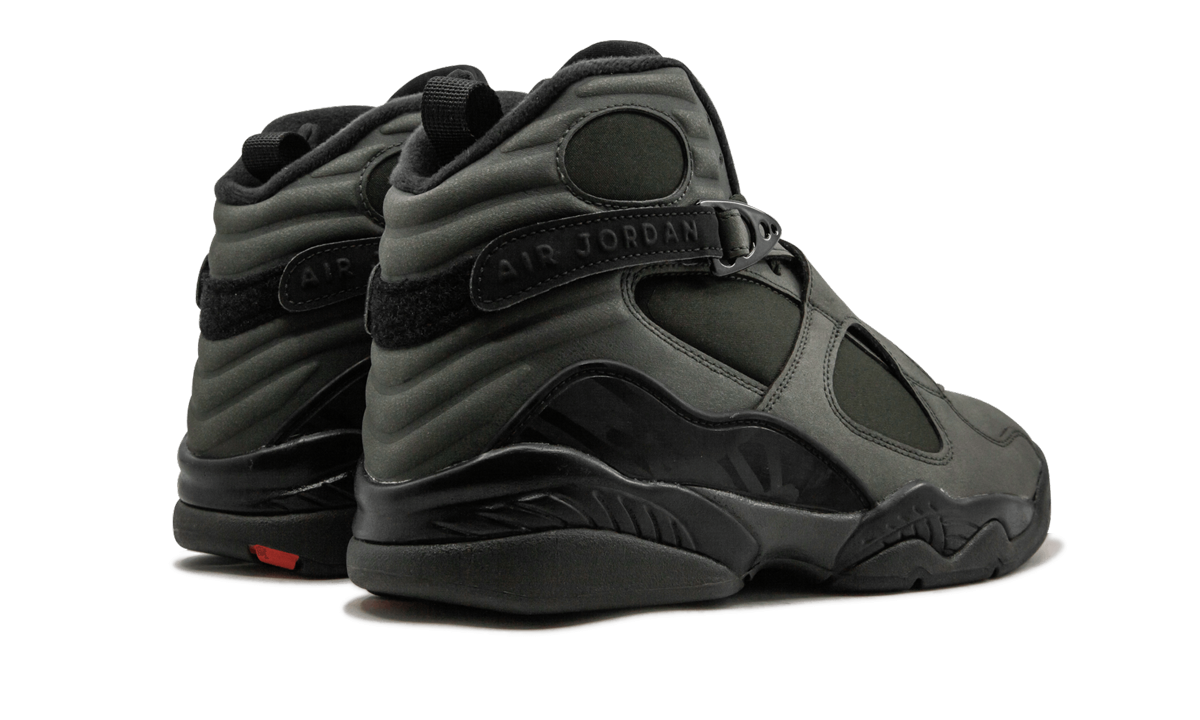 8 Retro "Take Flight" 305381 305