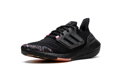 ULTRABOOST 22 WMNS "Black Beam Pink" GX5927