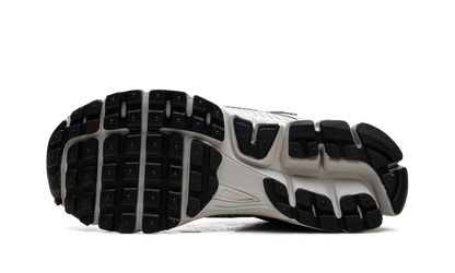 Zoom Vomero 5 WMNS"Light Silver Chrome" FN6742 001